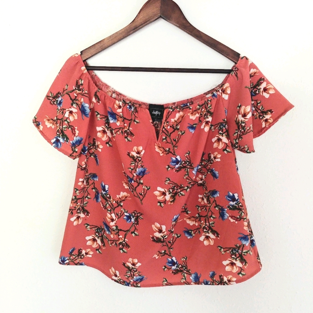 Daytrip- floral print cropped top